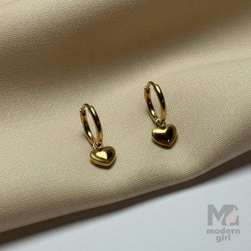 Golden Heart Hoop Earrings for Women – Minimalist Daily Wear Jewelry