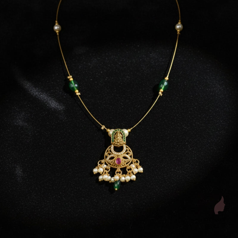 Invisible Chain Temple Necklace with Green Beads & Pearls