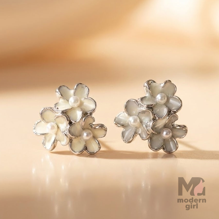 Elegant Floral Pearl Stud Earrings