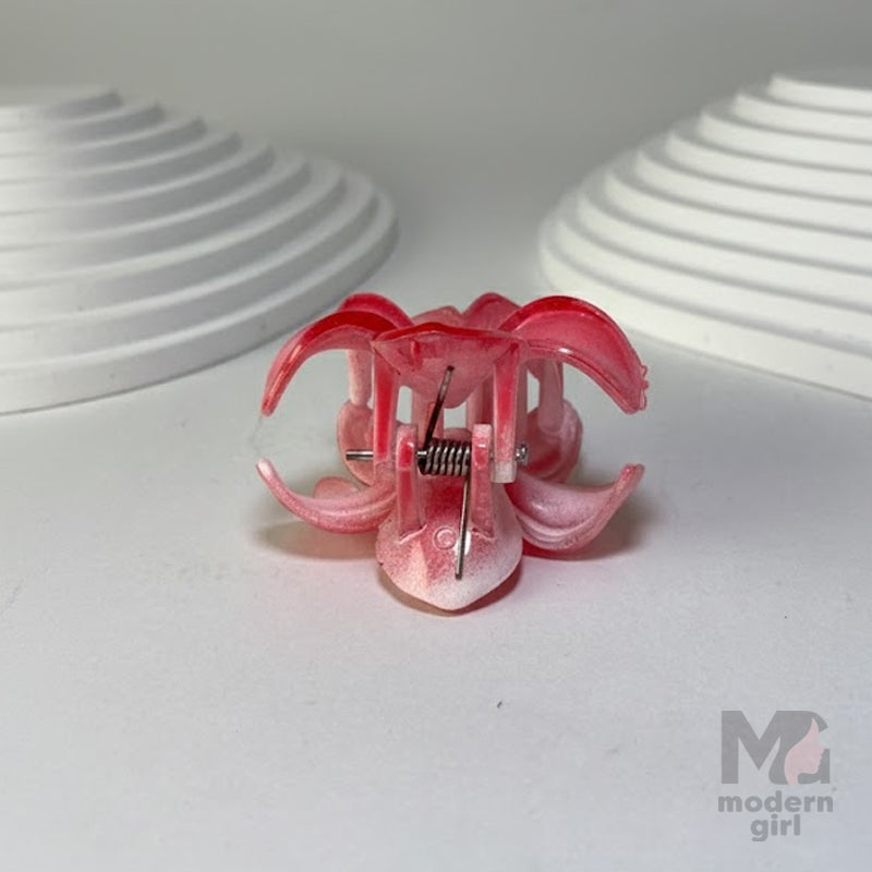 Mini Flower Claw Clutch