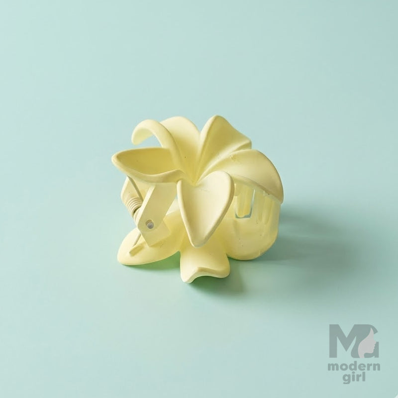 Mini Matte Floral Hair Claw Clip