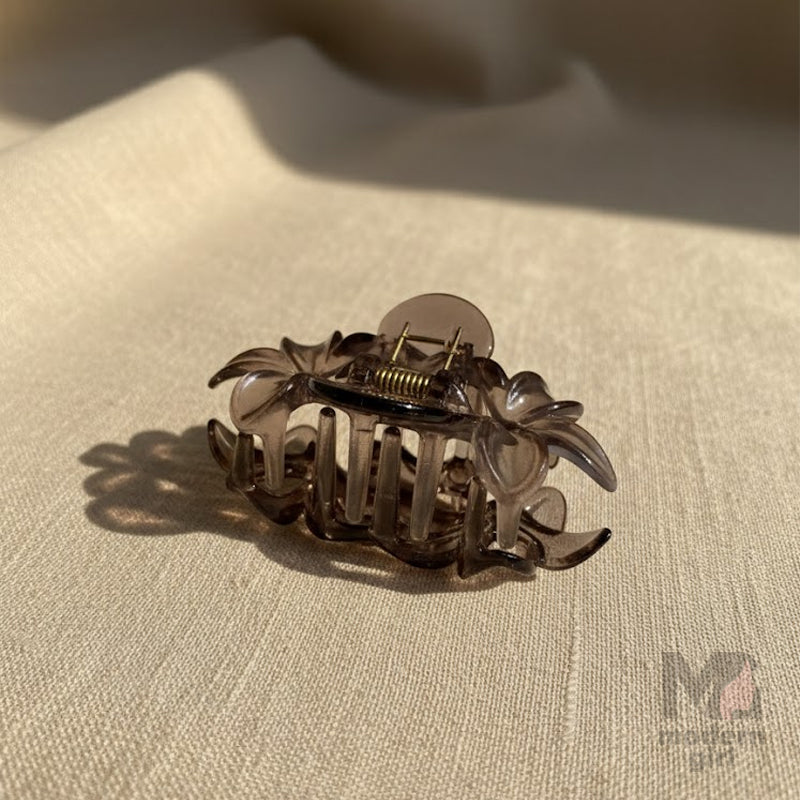 Frosted Pearl Blossom Hair Claw Clip