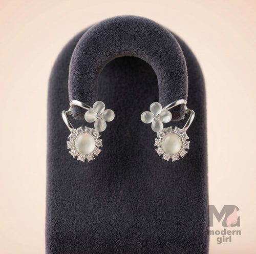 Floral Pearl Ear Cuff Earrings for Women