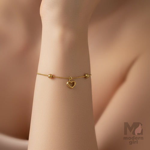 Elegant Gold Heart Charm Bracelet – Modern Girl Collection