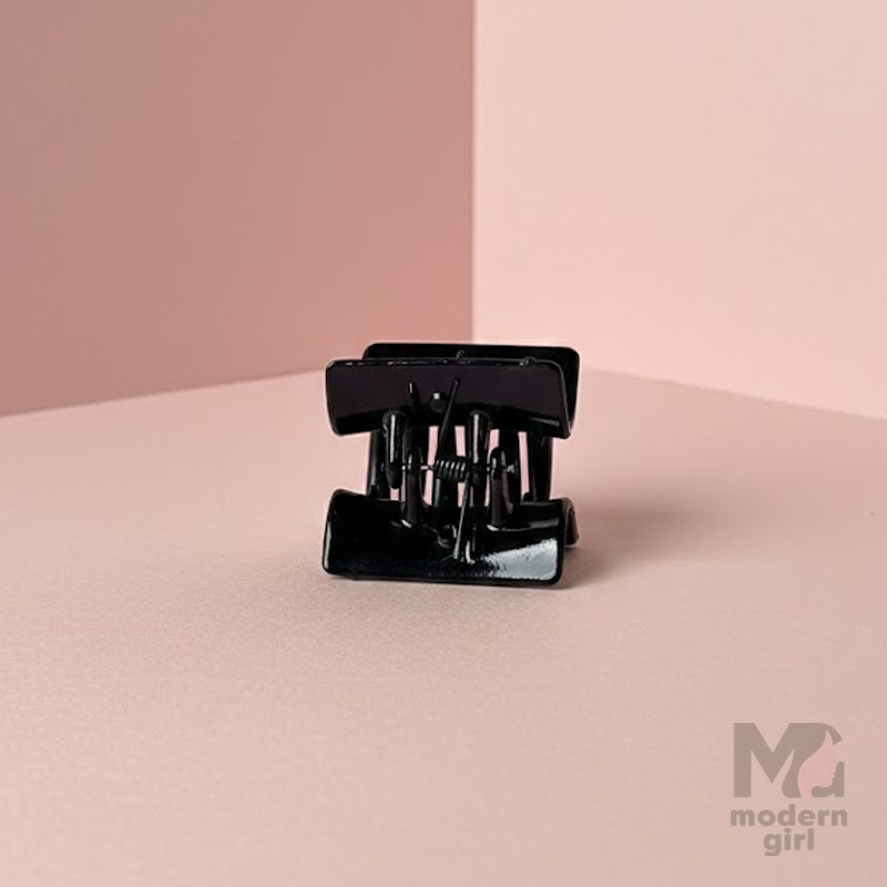 Wide Black Hair Claw Clip