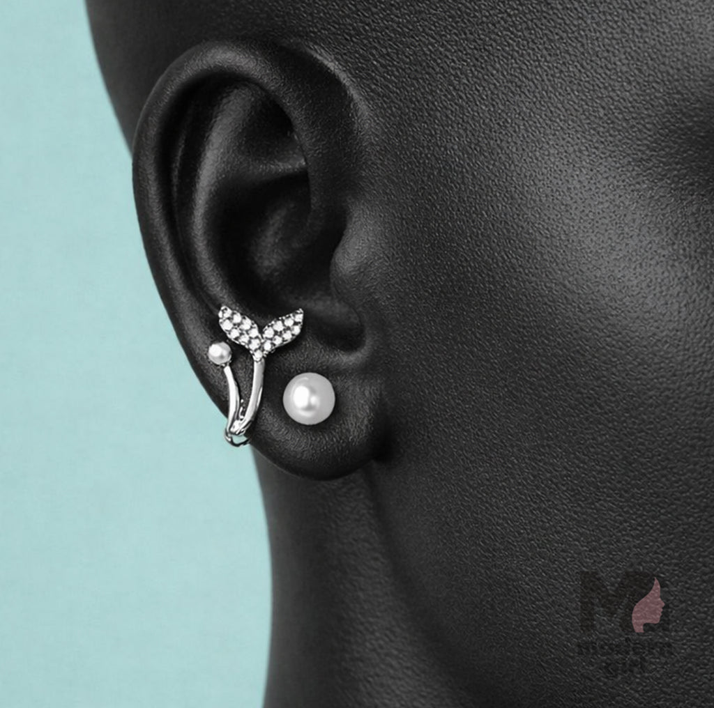 Pearl Flutter Shine Earrings