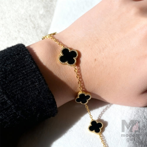 Black Flower Bracelate