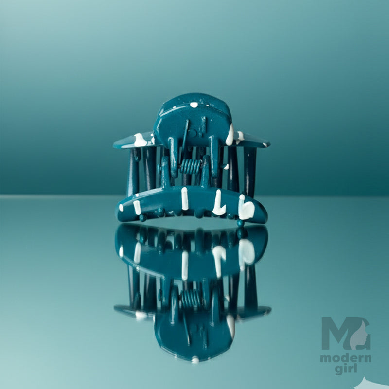 Chic Stripes Hair Claw Clip