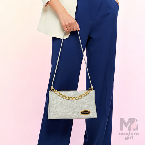Luxury Designer Handbag for Women – Elegant Box Bag with Gold Chain