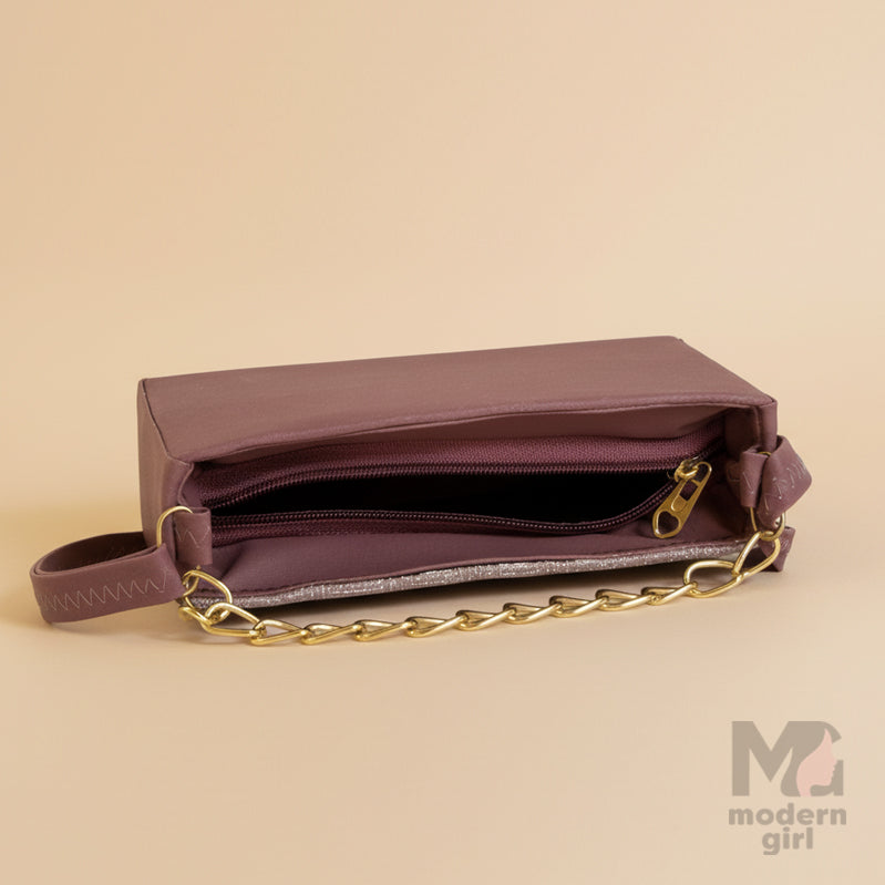 Luxury Designer Handbag for Women – Elegant Box Bag with Gold Chain