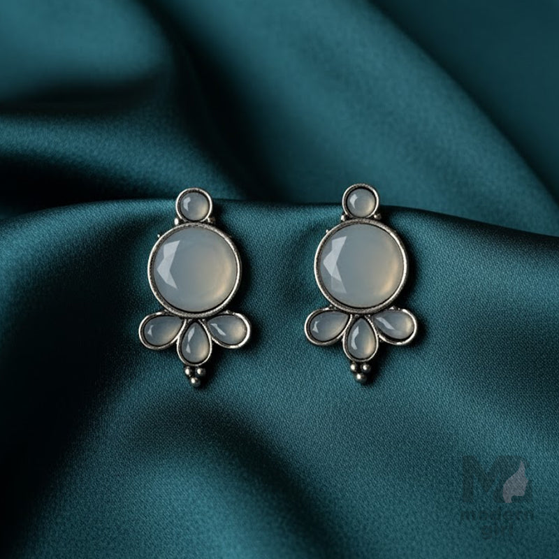 Tone Glossy Stone Stud Earrings