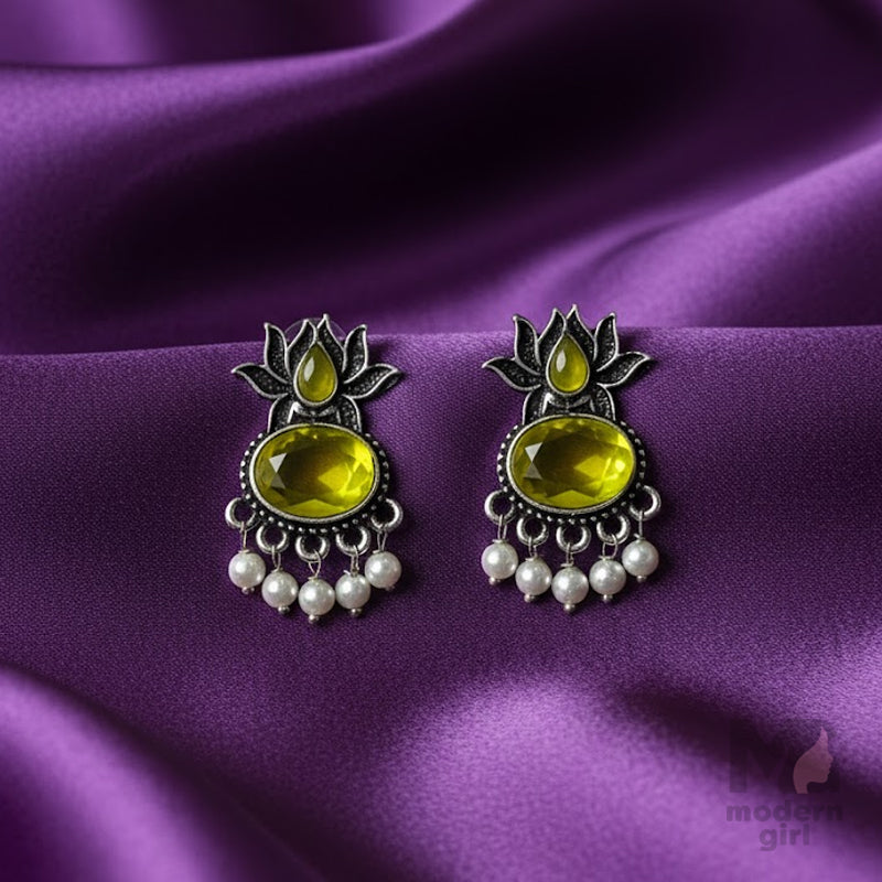 Stone With Lotus Pearl Earrings