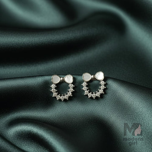 Crystal Halo Bow Stud Earrings – Minimal Elegant Daily Wear