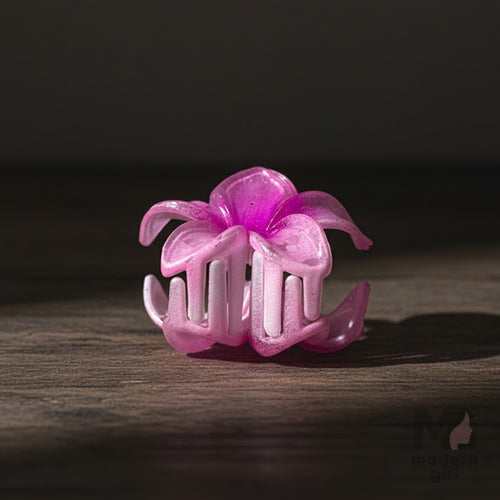 Mini Flower Claw Clutch