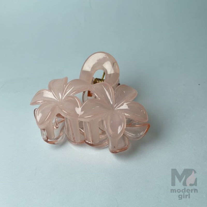 Frosted Pearl Blossom Hair Claw Clip