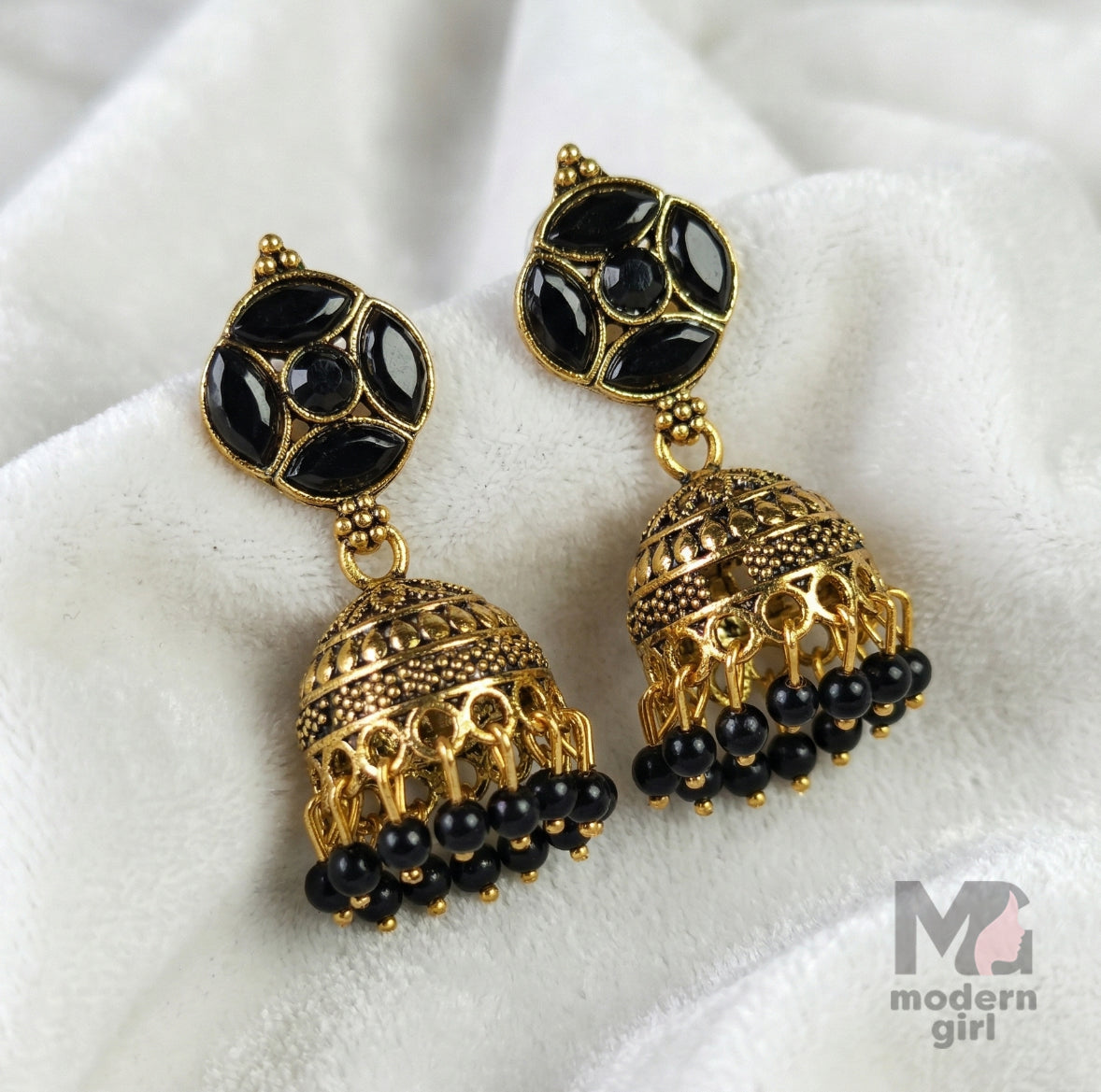 Heritage Pearl Jhumka Earrings